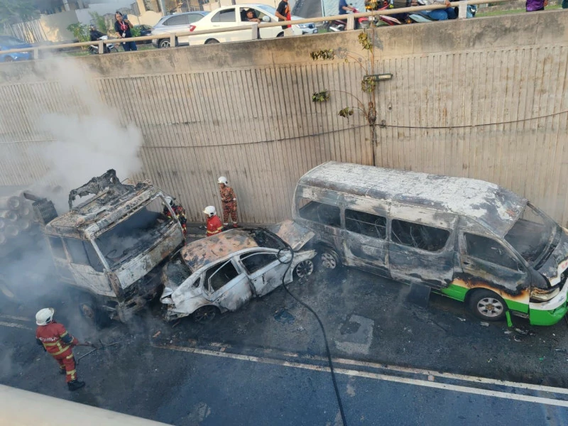 Udini Underpass Vehicle Fire, Penang – 15 May 2026